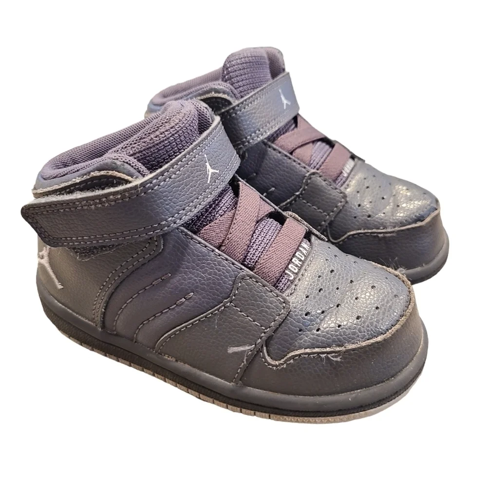 Nike Jordan Sneakers, Infant /Kids, Grey, Size 7C (Infant)